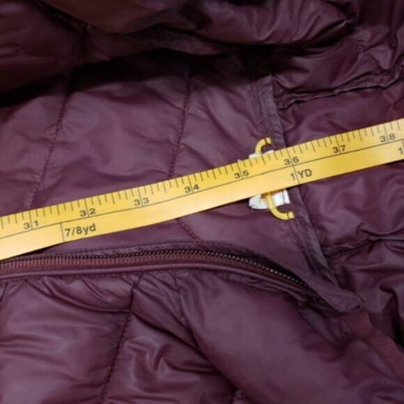 Lole Winter Puff Style Burgundy Coat Jacket Size Medium Hooded - Picture 14 of 16